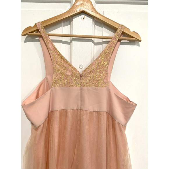 BCBGeneration Faded Rose Color lace top Tulle base maxi dress women's size 12 - Picture 5 of 8